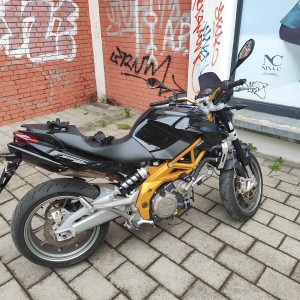 Aprilia Shiver