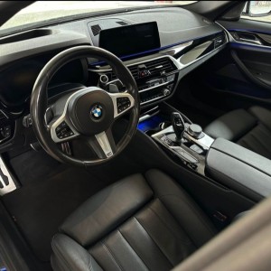 BMW G30