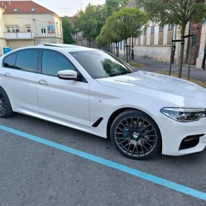 BMW G30