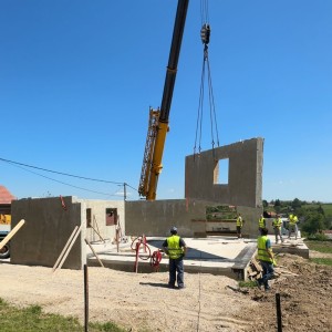 Izrada kuća i bazena po dogovoru