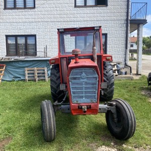 Traktor IMT 560 87g u dobrom stanju. Prodaje se zbog