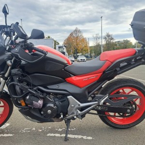 HONDA NC 750 SA, sa dodatnom opremom, povoljno prodajem
