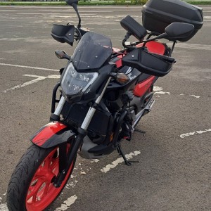 HONDA NC 750 SA, sa dodatnom opremom, povoljno prodajem