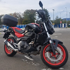 HONDA NC 750 SA, sa dodatnom opremom, povoljno prodajem