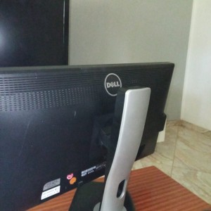Prodajem monitor