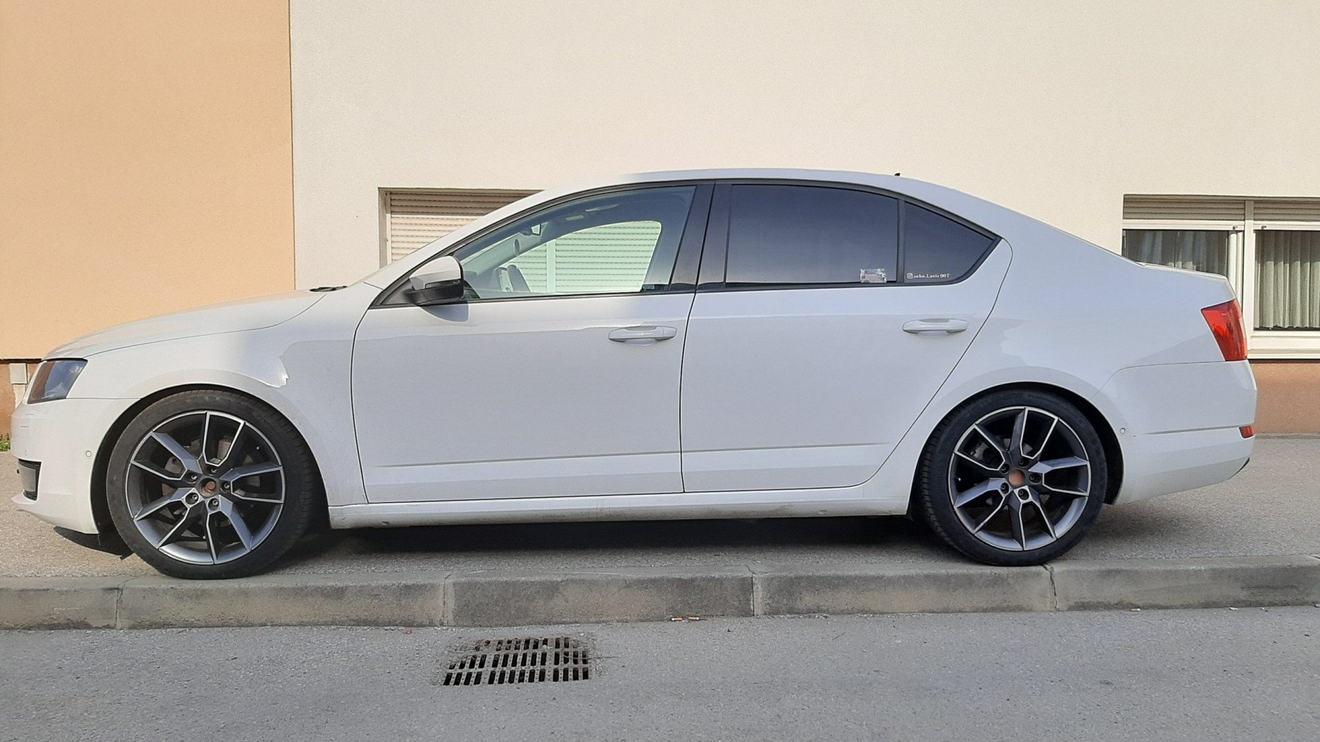 Škoda Octavia 2.0TDI DSG *CIJENA DO REGISTRACIJE* *vRS unutrašnjost*