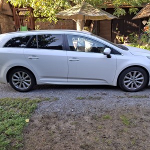 Toyota Avensis 2.0-4D wagon,2015 g