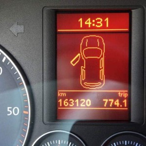Prodajem Golf V 1.9 Tdi 2008 reg 12/2024 2600 eura Hitno0998262293