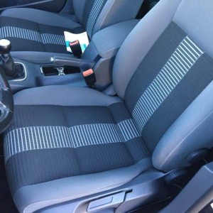 Prodajem Golf V 1.9 Tdi 2008 reg 12/2024 2600 eura Hitno0998262293