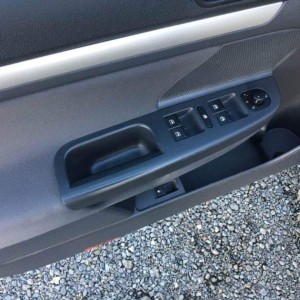 Prodajem Golf V 1.9 Tdi 2008 reg 12/2024 2600 eura Hitno0998262293