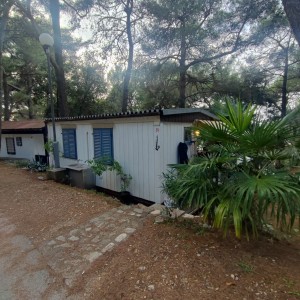 Stambeni kontejner od 27 m² u Banjolama bez opreme prodam