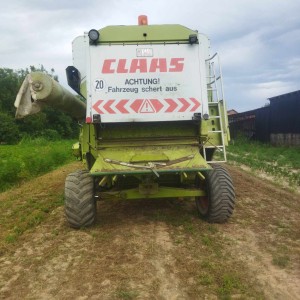 prodajem kombajn claas comandor 228cs