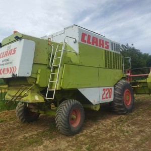 prodajem kombajn claas comandor 228cs