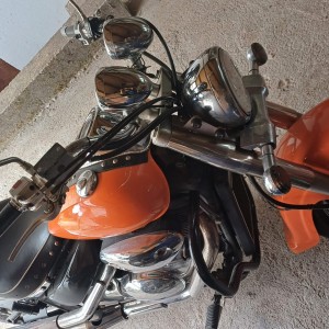 Suzuki Intruder Volusia 800. Zamjena za Quad