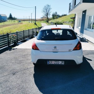 Prodajem peugeot 308 1.6e-hdi 2012god. kontakt-099 516 34 30