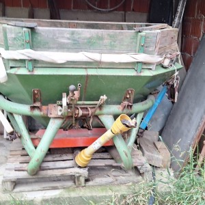 Rasipač gnojiva Amazone ZA-F 603