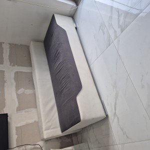 Bijeli Kauč Od Kože (Dobro Stanje)