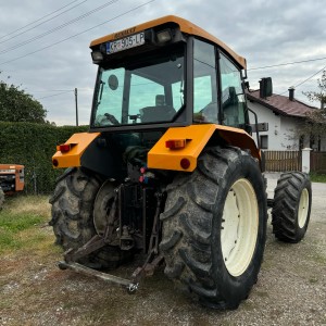 Traktor Renault Cergos 350