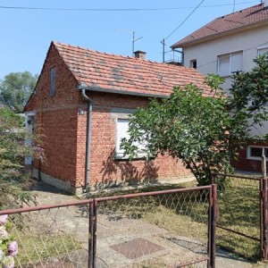 Prodajem kuću u Bjelovaru