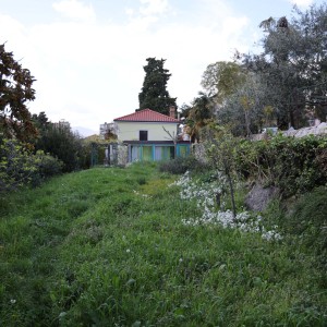 Mirna kučica u centru grada s vrtom