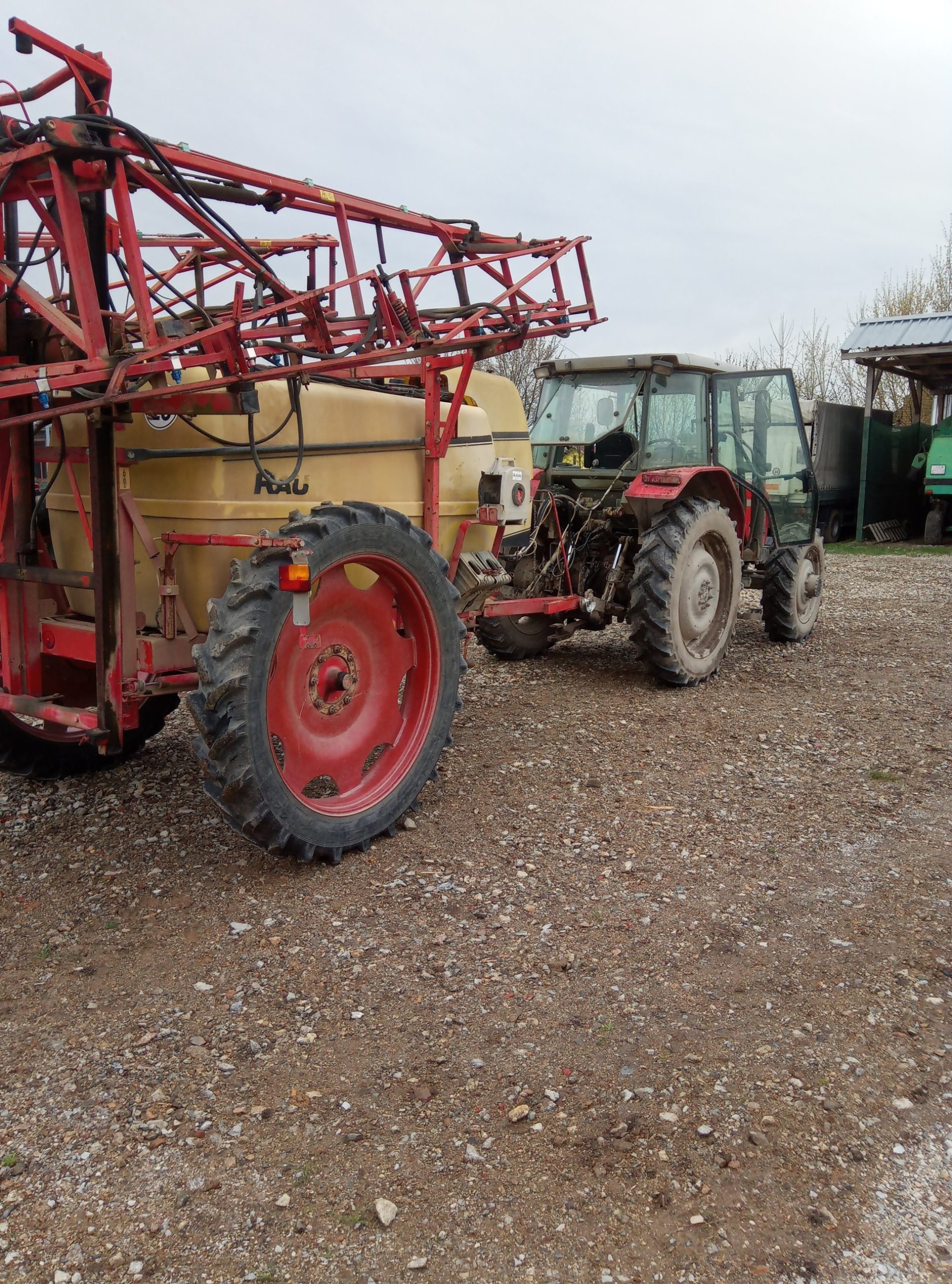 Prskalica RAU 2400l RAU