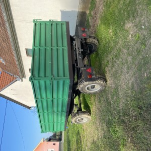 Prikolica kiper