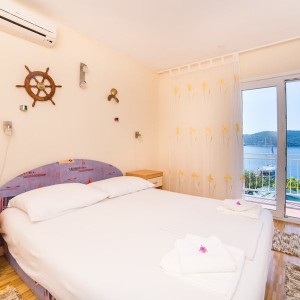 Apartman Pelješac kat 5 - 6 osoba