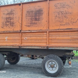 Kiper prikolica 8t