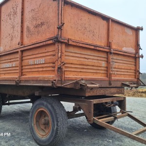 Kiper prikolica 8t