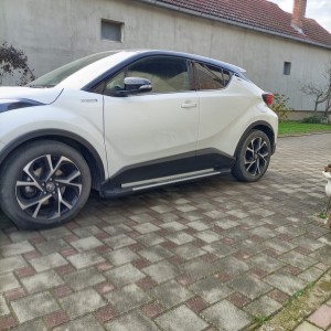Toyota C-HR 2.0 hybrid