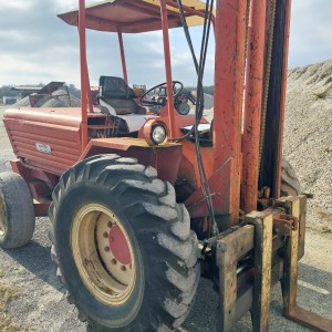 Viličar terenski Manitou