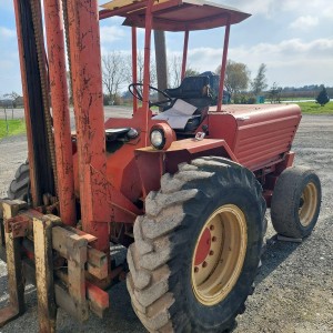 Viličar terenski Manitou