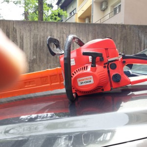 Motorna pila Hortech