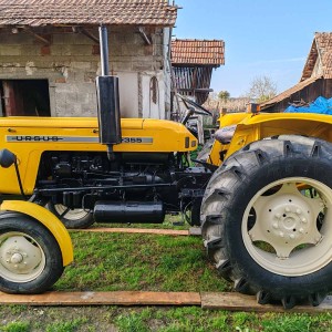 Prodajem Ursus 355