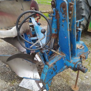 Trobrazni plug okretač Rabewerk 12-16"