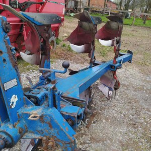 Trobrazni plug okretač Rabewerk 12-16"