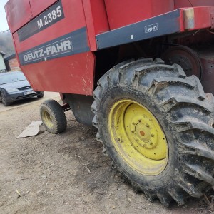 Komajn Deutz fahr M2385