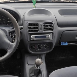 Clio 1.2 reg. 3/25. Odlično stanje