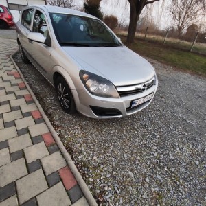 Prodajem Opel Astra 1.7CDTI 2006.god.reg11.2025.g.