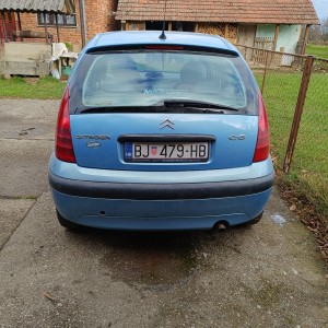Prodajem Citroen C3 2003. godina