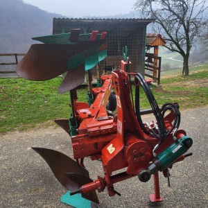 Plug okretač Kverneland LD 100, 3 brazde