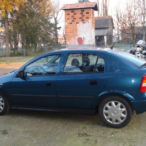 Prodajem Astru 1,4 16V