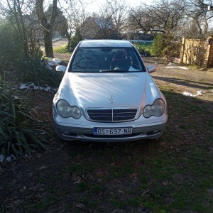 Prodajem Mercedes Benz c200 classic