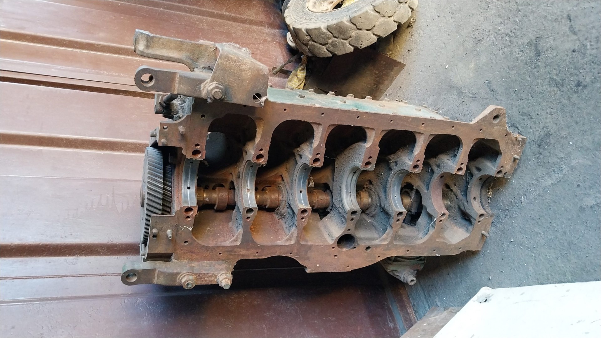 BLOK MOTORA MERCEDES 12-13