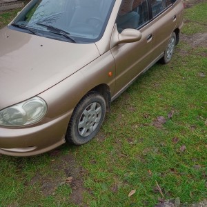 Kia Rio LS 1.5