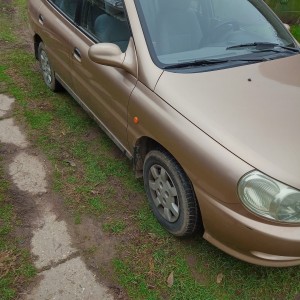 Kia Rio LS 1.5