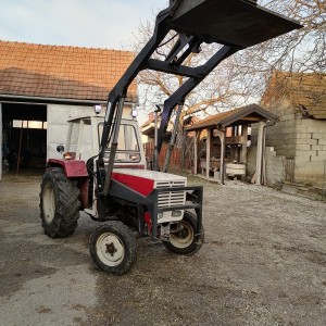 Prodajem traktor Steyr 545