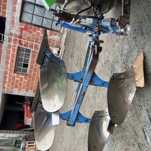 Prodajem plug lemken opal 90
