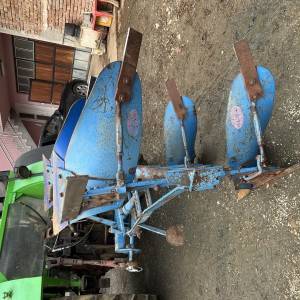 Prodajem plug lemken opal 90