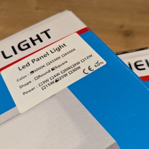 Nadgradni kvadratni LED paneli 25W 3000K (novo) - 3 komada